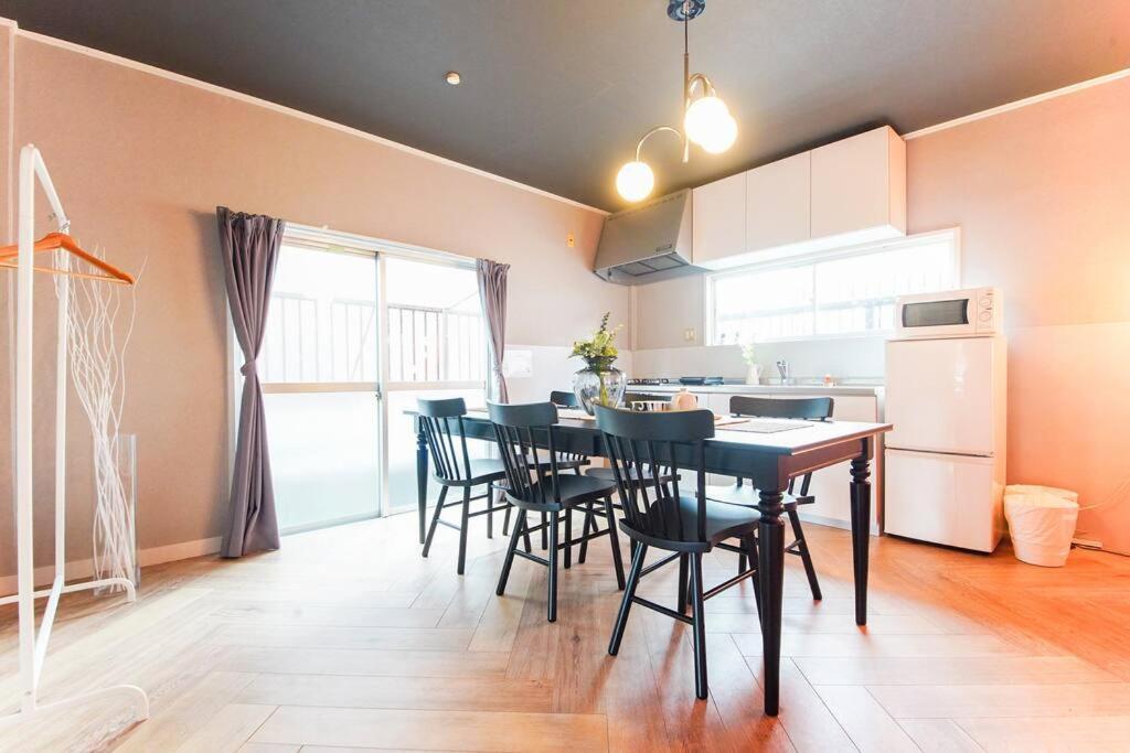 Sanacion Namba: Spacious 5LDK with BBQ-Ready Balcony Osaka Exterior photo